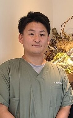 鍼灸師／柔道整復師　院長　宮田遼生